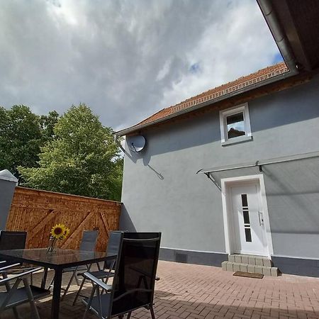 Pension - Kleinschmidt Urbach  Buitenkant foto