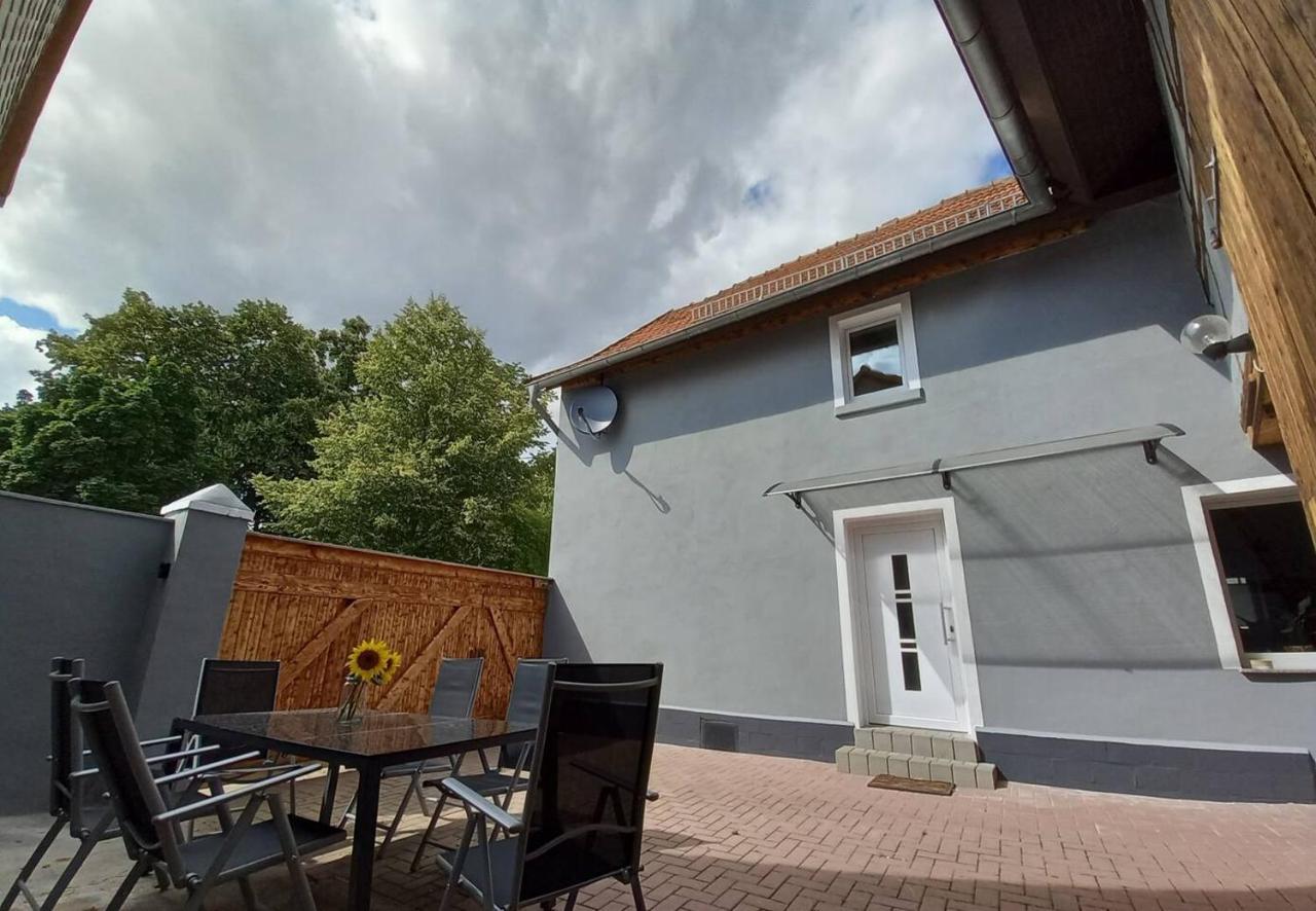 Pension - Kleinschmidt Urbach  Buitenkant foto