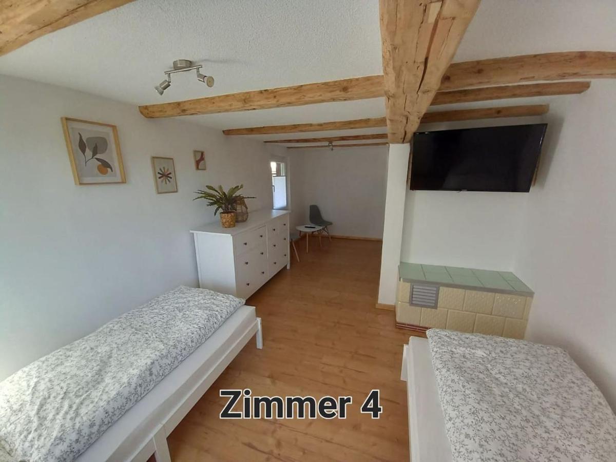 Pension - Kleinschmidt Urbach  Buitenkant foto