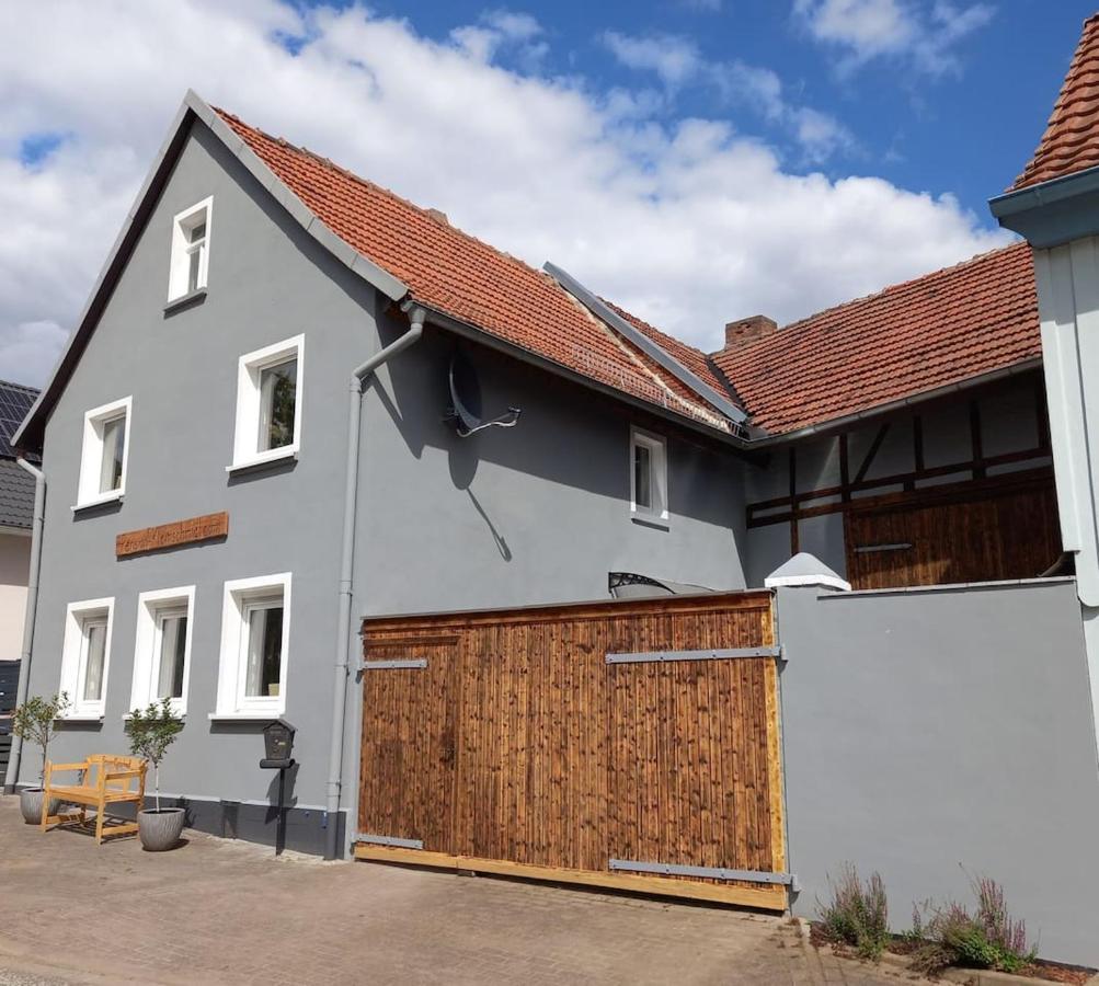 Pension - Kleinschmidt Urbach  Buitenkant foto
